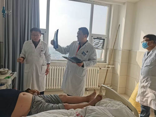 王瑞博 王瑞博